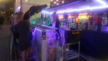 Juice Mobile Bar Counter With Ice Bin / Wine Rack Folding For Weddding Events
